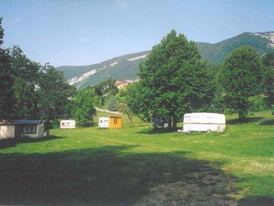 camping-charmilles-ferme-1