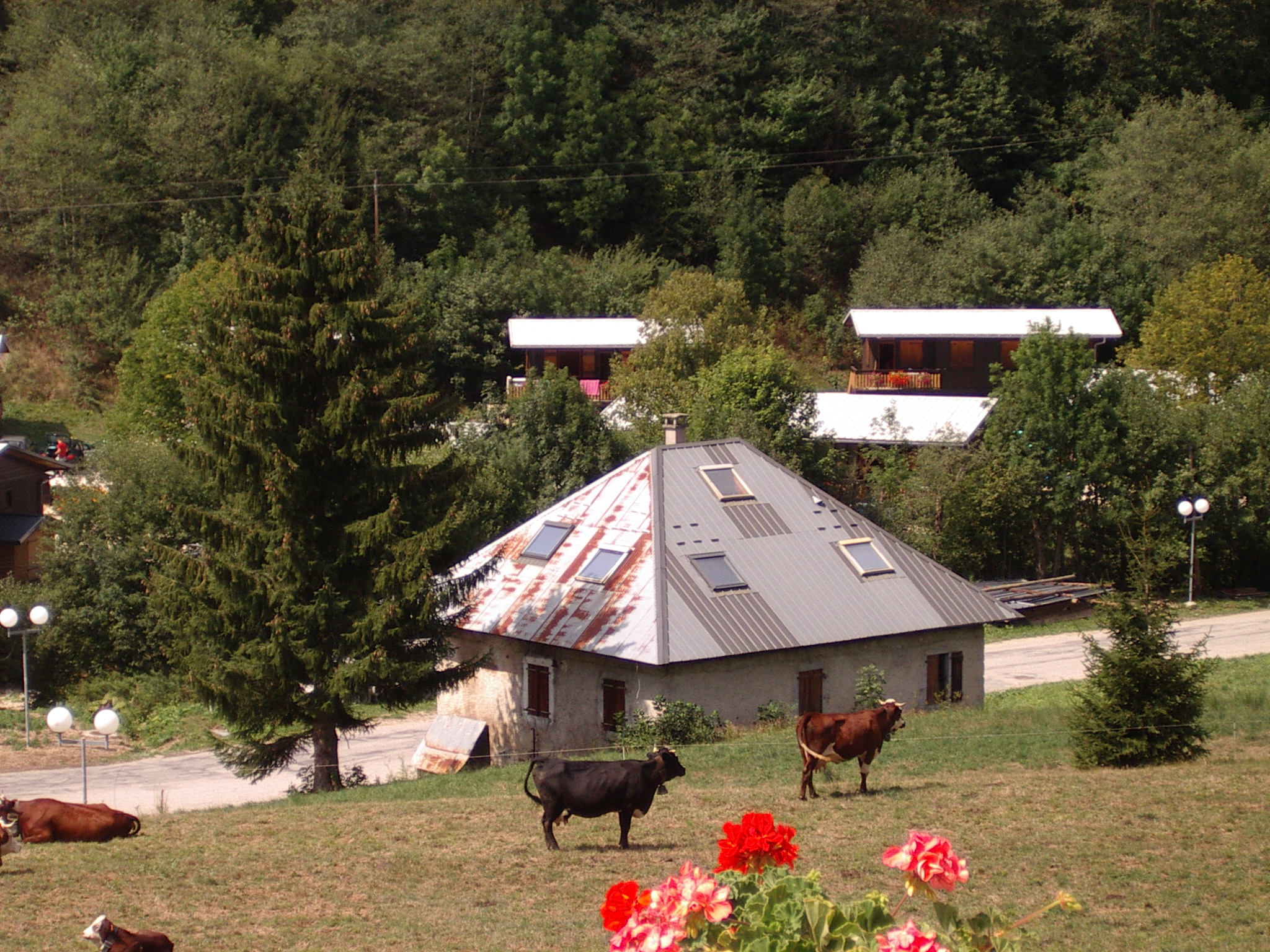 Vue de l'ancienne fromagerie restaurée en gite