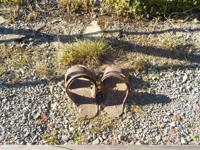 Sandales de moines, au belvédère du château de St Philippe