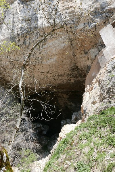 Entrée de la grotte