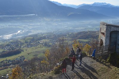 Vue sur la vallée de l'isère depuis le fort de Tamié